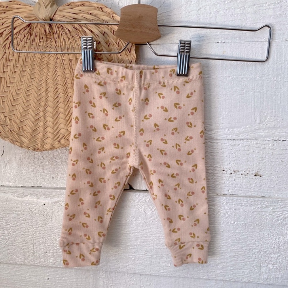 Quincy Mae Boho Flower Ribbed Leggings